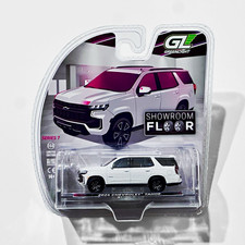GREENLIGHT COLLECTIBLES 2026 SHOWROOM FLOOR SERIES 7 WHITE 2024 CHEVY TAHOE
