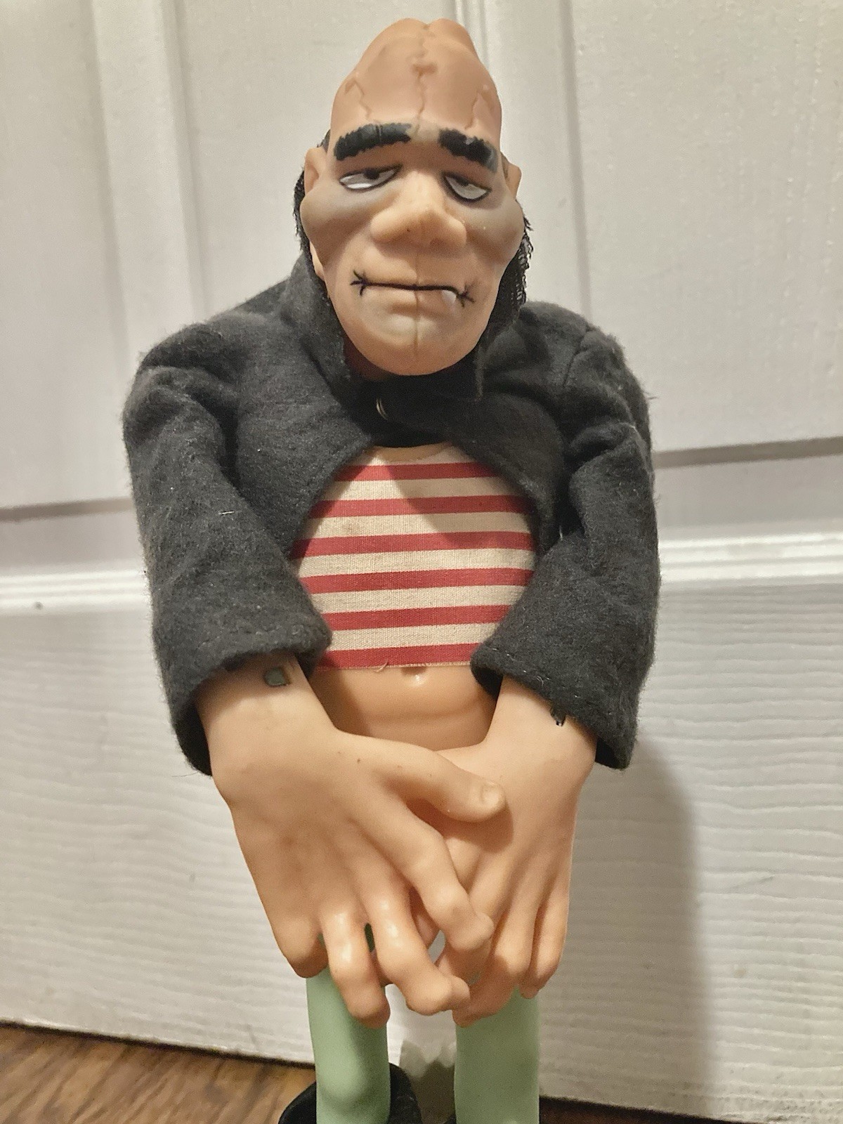 Vintage Halloween Blushing Frankenstein 1980 Poynter Products Monsters READ DESC