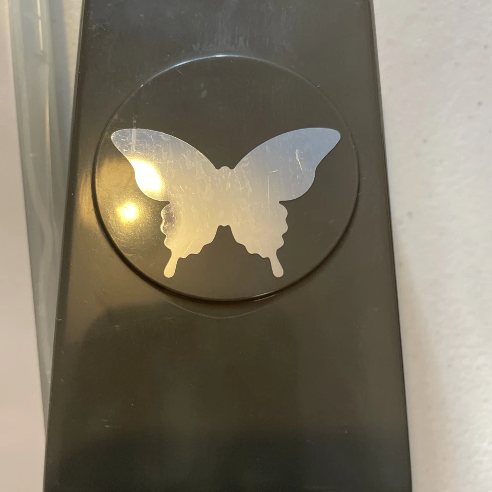 Stampin' Up! PAPILLON POTPOURRI BUTTERFLY Stamp Set & Punches Butterflies Punch - Image 4 of 4