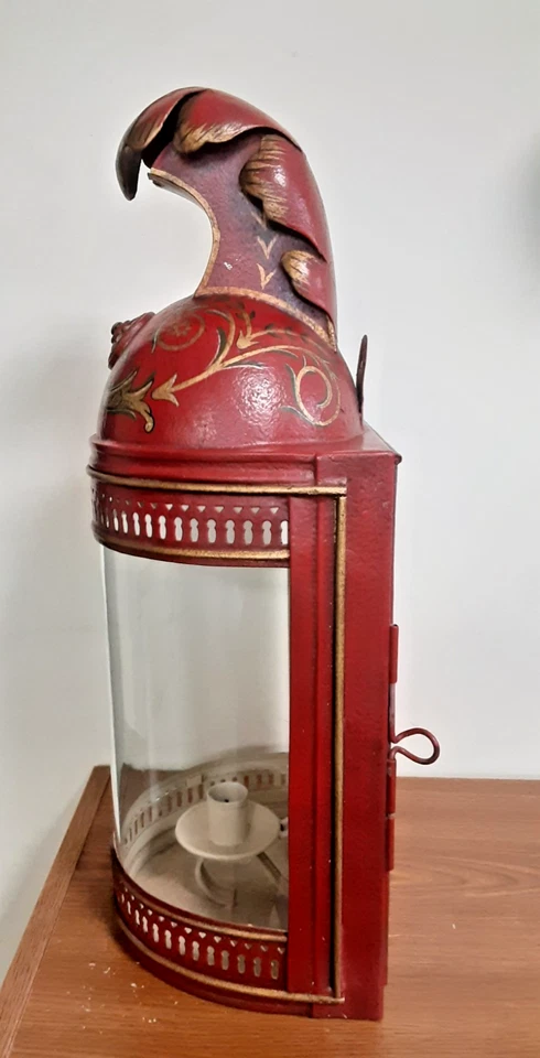 Antiguo candelabro de pared de casco pintado rojo francés Tole Foto 3 de 4