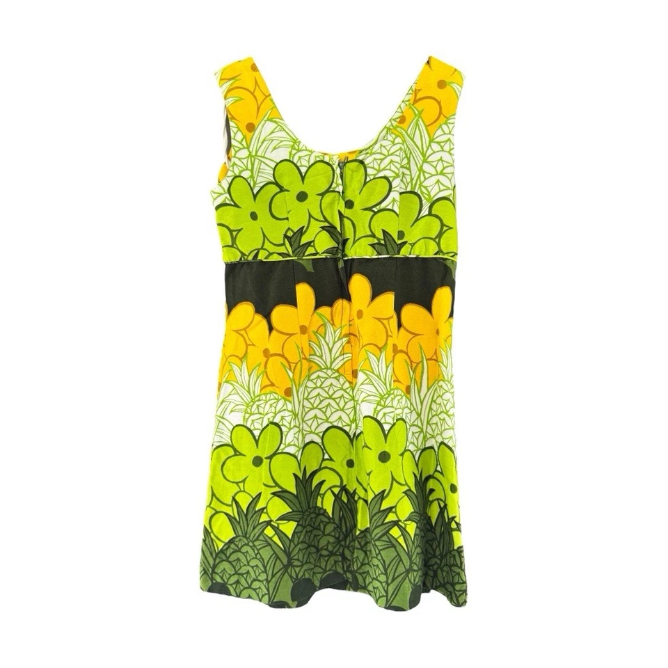 Vestido havaiano vintage Island Casuals acrílico pano de casca estampa de abacaxi P/M - Imagem 2 de 4