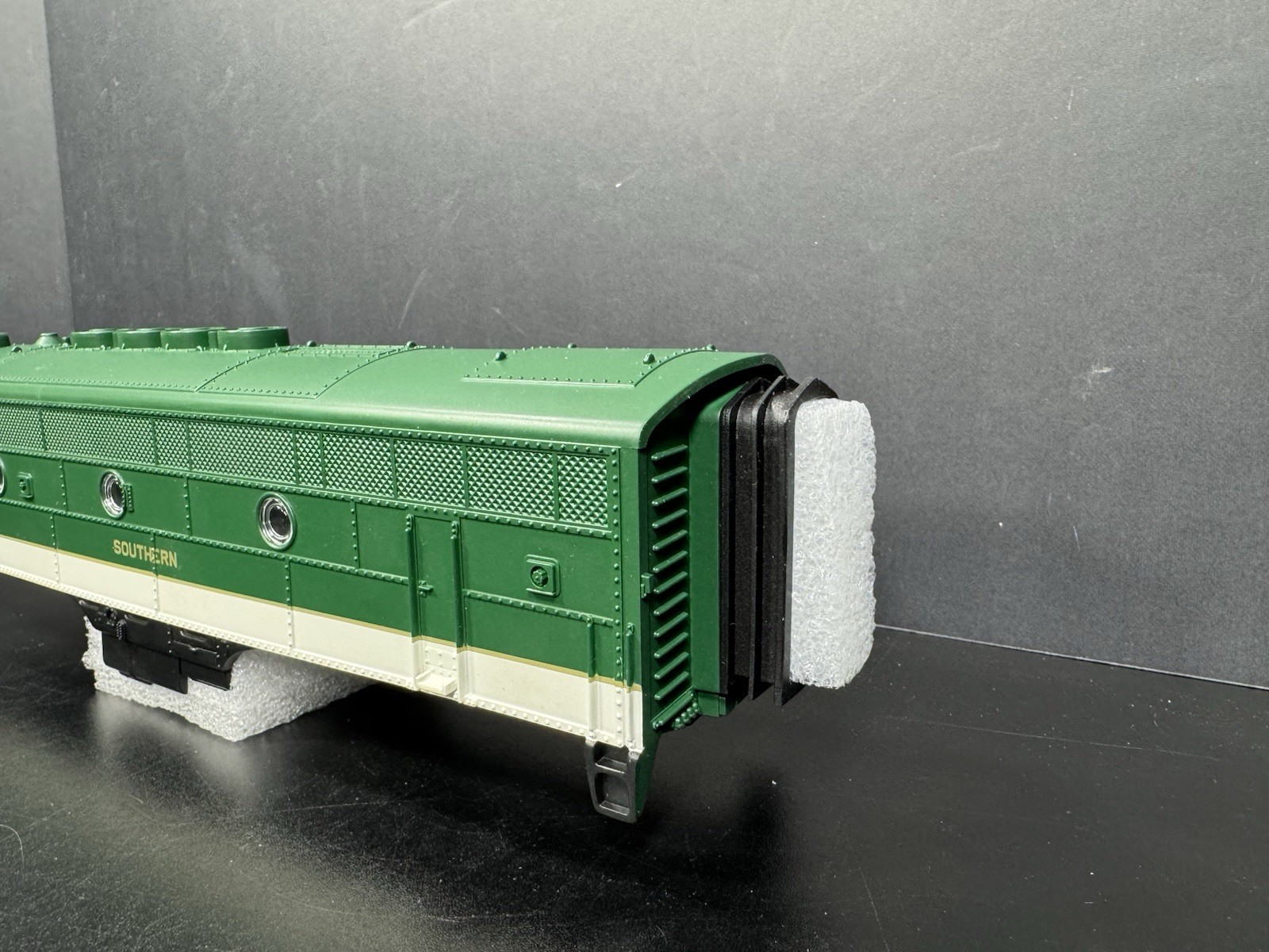 MTH RailKing Southern F-3 diesel B unit engine shell NEW | eBay