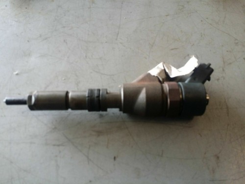 Peugeot 206 Schrägheck 2.0 Diesel Injektor Einspritzdüse 9635196580
