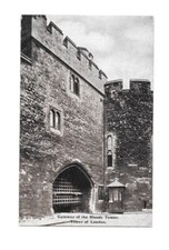 Gateway of the Bloody Tower London Postcard  Black and White VTG Unposted