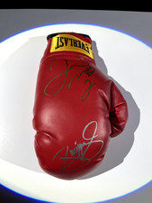 FLOYD MAYWEATHER & MANNY PACQUIAO SIGNED GLOVE
