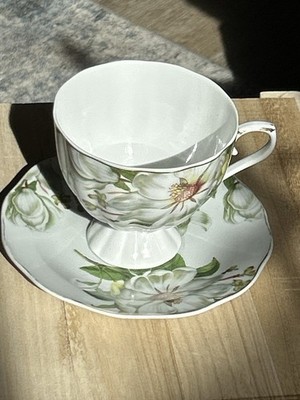 Vintage Floral Footed Teacup & Saucer Set Magnolia Cottagecore