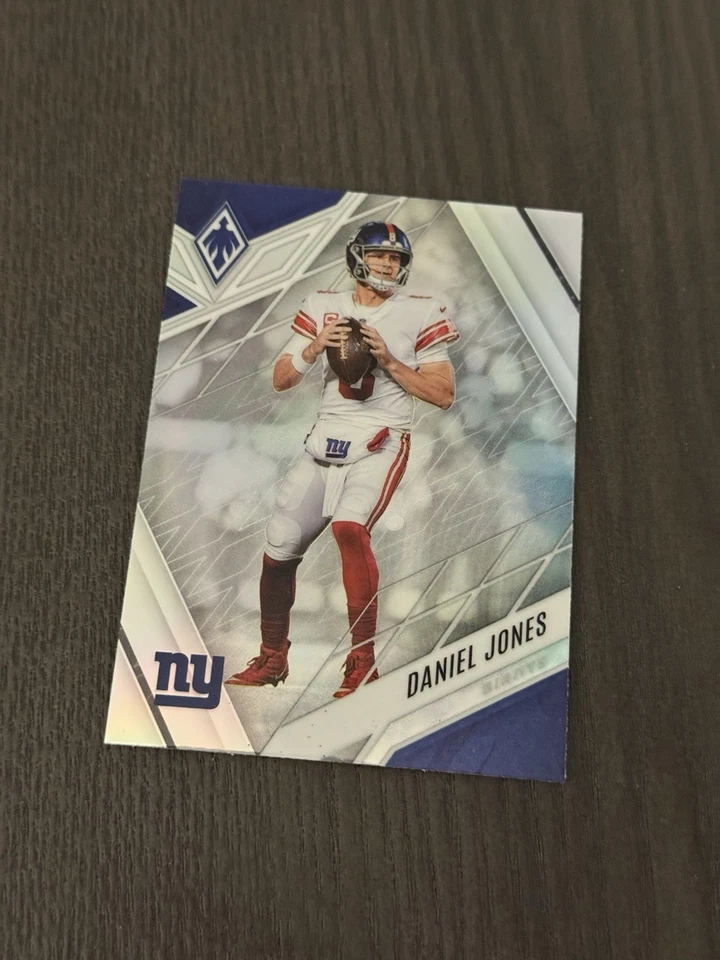 2022 Panini Phoenix Silver #95 DANIEL JONES Football Card - Image 3 of 3