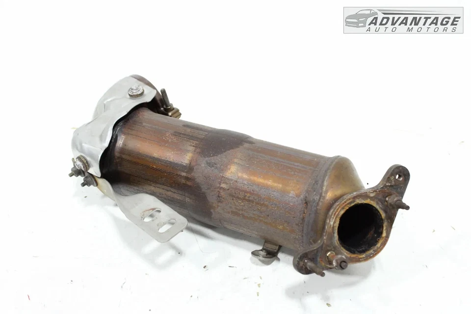 Chevrolet Malibu 2016-2021 1,5 L L4 gas sistema de escape delantero tubo OEM Foto 2 de 4