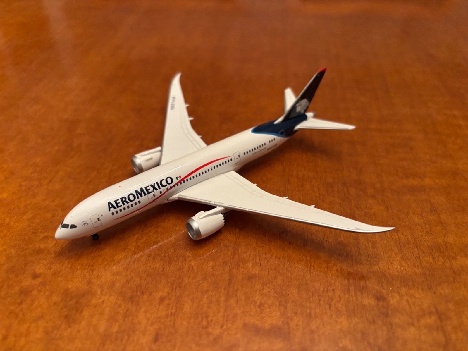 Aeromexico B787-8 Herpa 1:500 529825