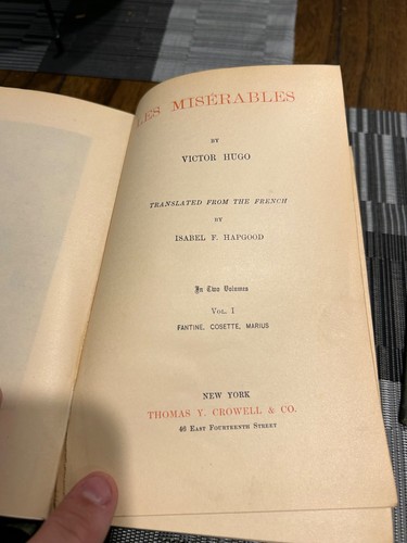 Les Miserables Victor Hugo Volume 1 and 2 Crowell Publishing 1887 - Picture 7 of 7