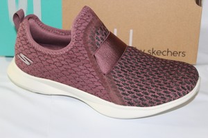 skechers mauve you serene slip trainers