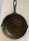 Vintage Cast Iron Lodge Skillet  Unmarked # 5 (8") with 3 Notch Heat Ring — photo 1