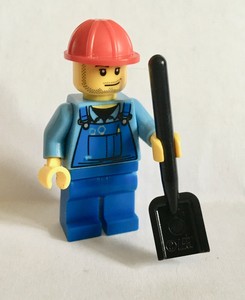 lego minifigure builder