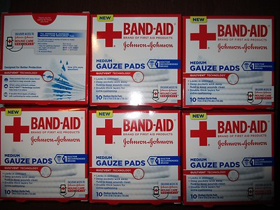 60 pads Johnson & Johnson BAND-AID Medium Sterile Gauze Pads 3'' x 3''