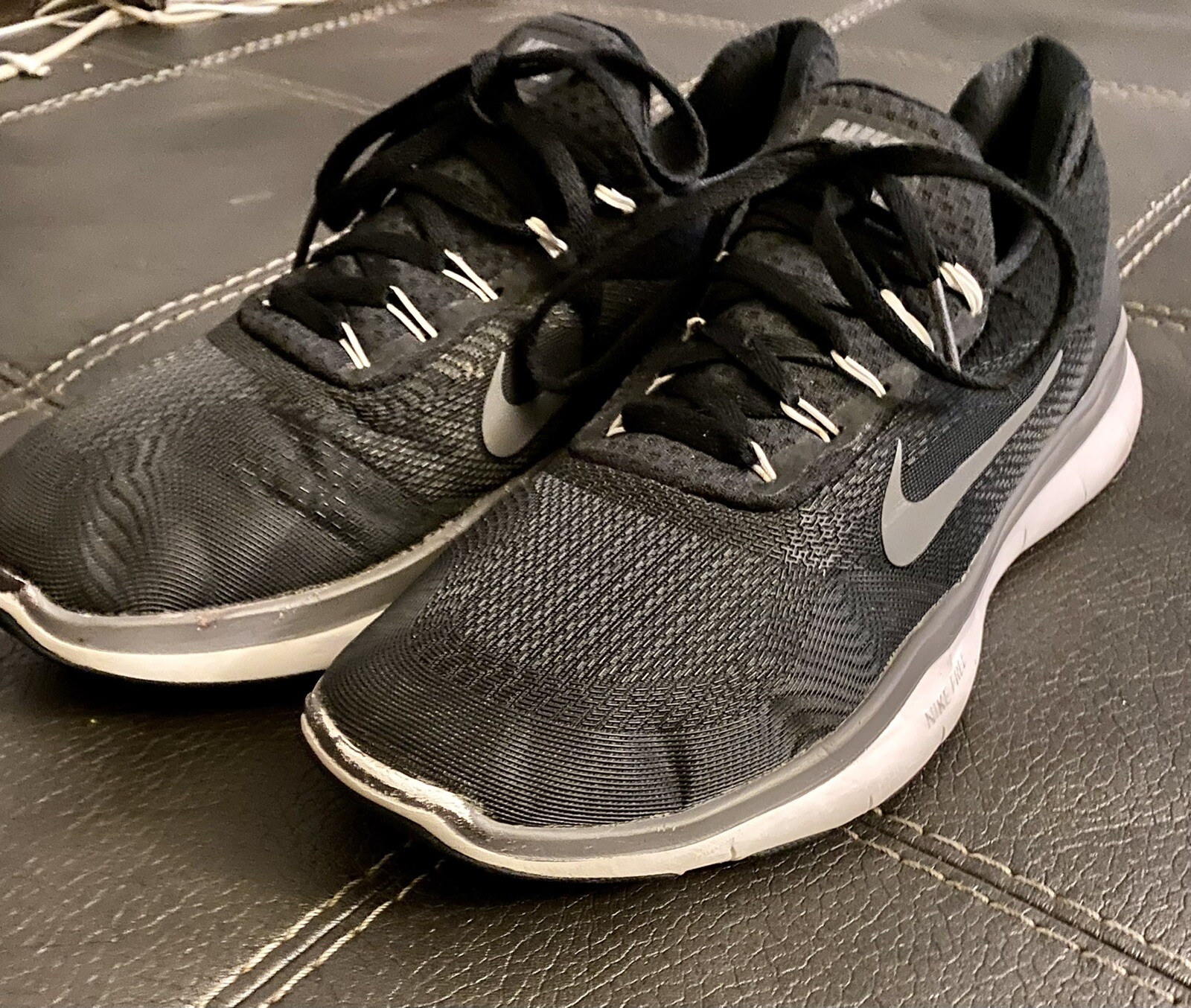 Nike Free Trainer V7 Black Dark Grey 