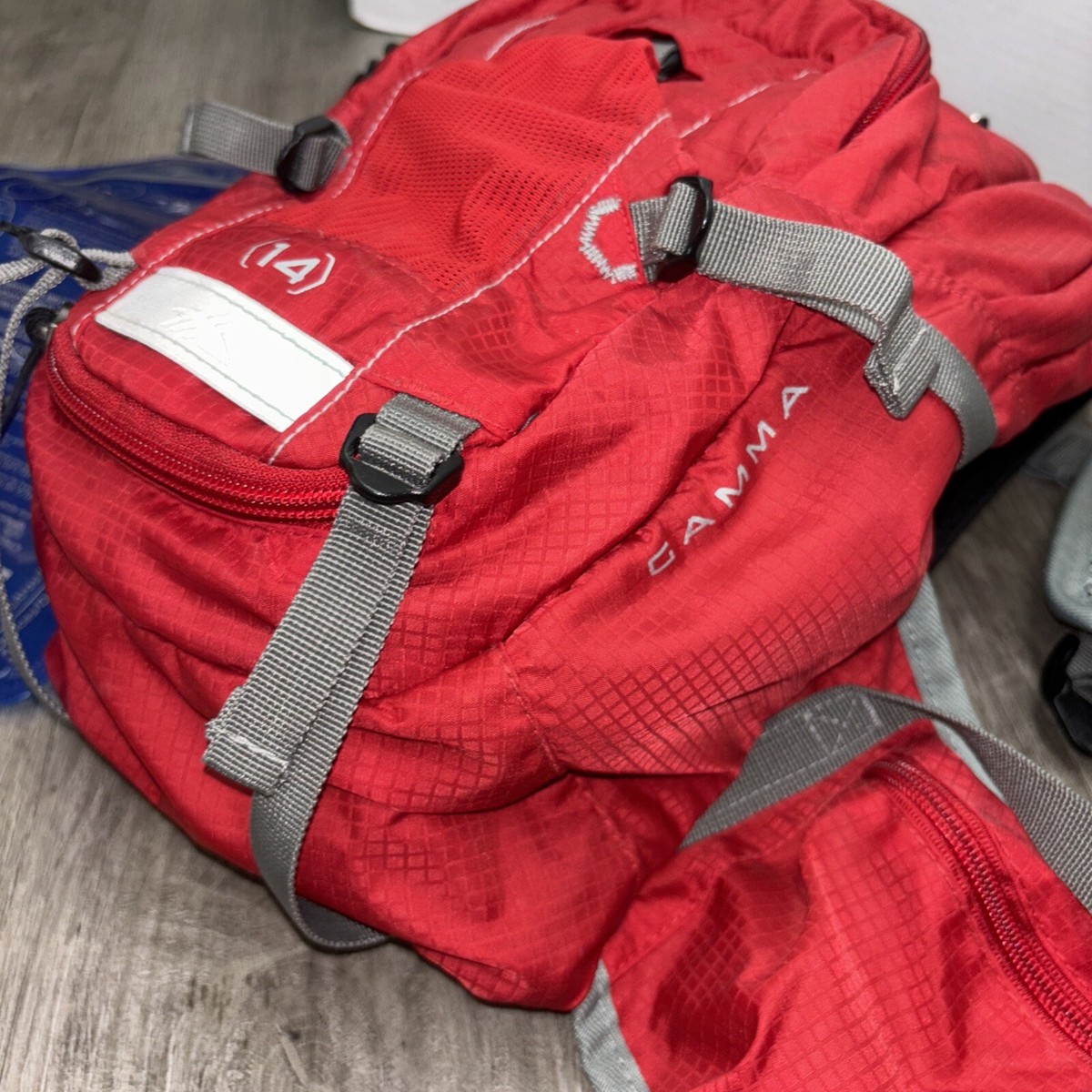 High Sierra ハイドレーションバックパック　Gamma 14 High Sierra Gamma 14 liter hydration day pack, green, hiking