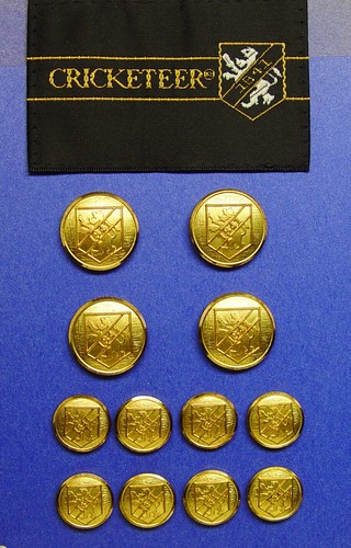 SET OF 12 CRICKETEER 2PART LTE WEIGHT JACKET BUTTONS BY WATERBURY GOOD USED COND