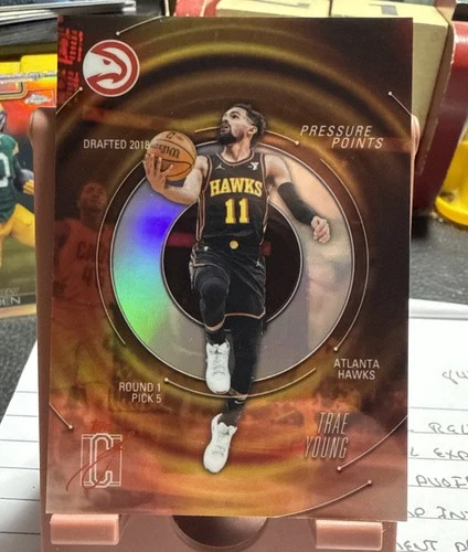 2025 Topps Signature Trae Young Base (RAW)
