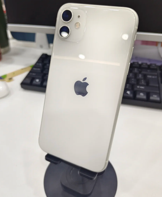 Apple - iPhone 11, 64GB, white, unlocked, in perfect condition | eBay