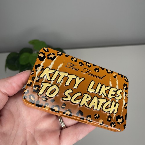 Too Faced Kitty Likes To Scratch Mini Eight Eyeshadow Palette Neutral Brown NEW - Picture 2 of 7
