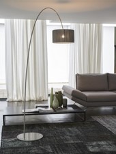 Lampada da terra piantana moderna design in acciaio e paralume tortora