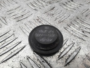 9095001958 toyota заглушка