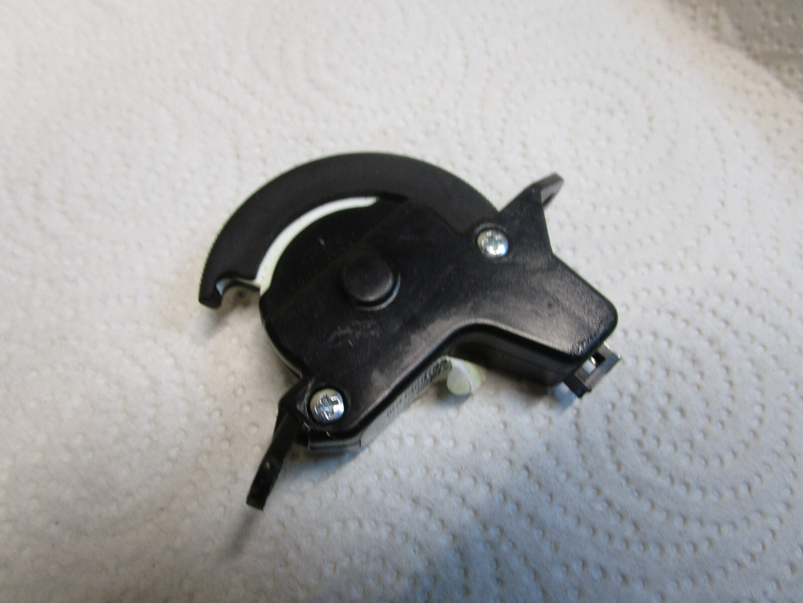 Ferrari 458 - RH Right Vent Control - P/N 82893500