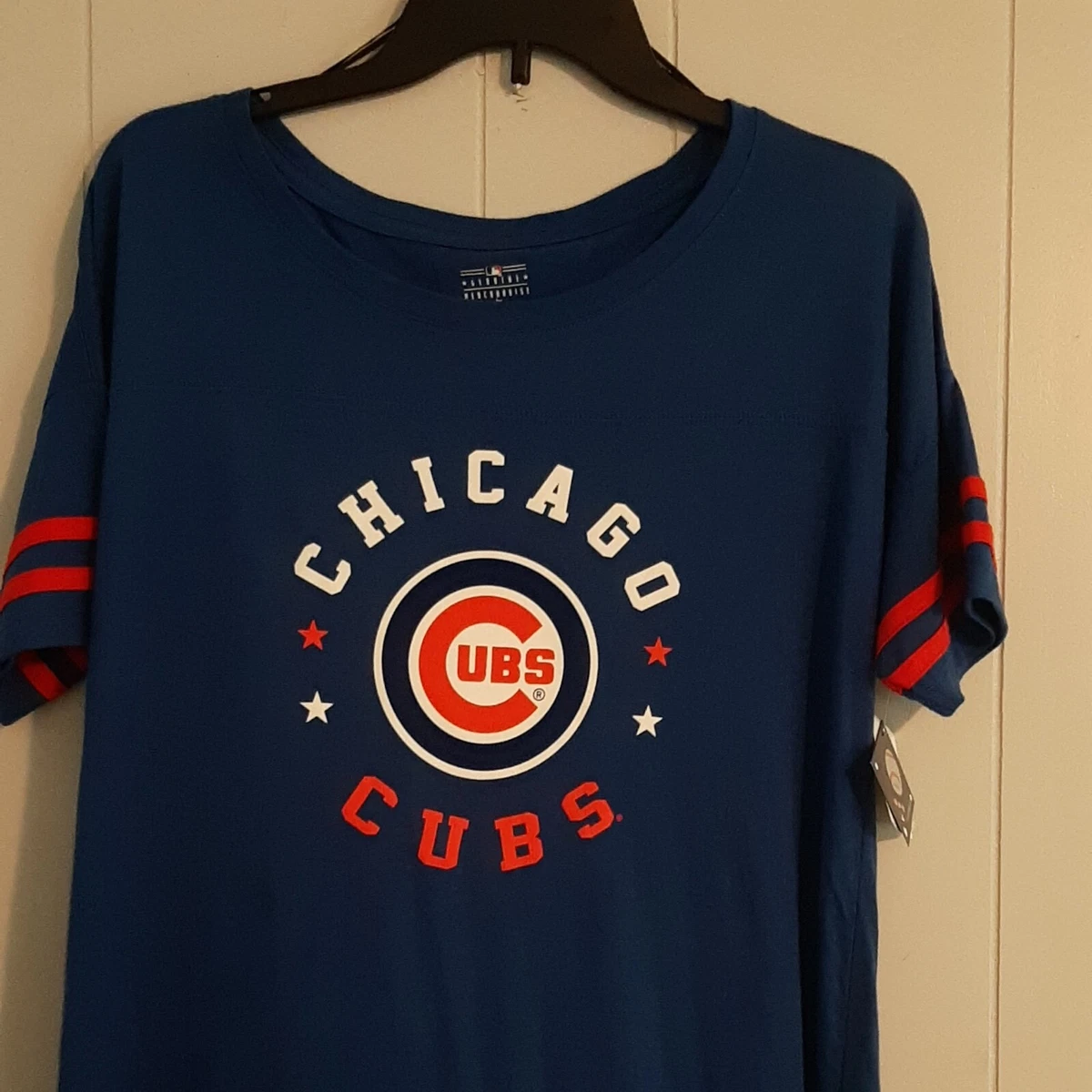 BRAND NEW Official MLB Chicago Cubs Women s T Shirt Campus