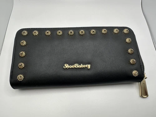 Shoe Bakery Gold Meringue Black Zip Around Wallet Pink Inside