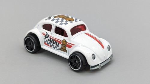 Mattel 1988 Hot Wheels Volkswagen Beetle White Pawn 1:64 Diecast Car