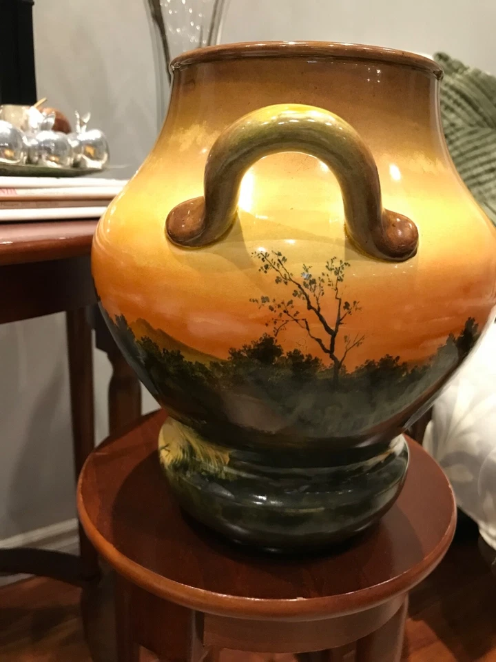 1920's Royal Bonn German Rare Large vase with scenery Foto 4 de 4