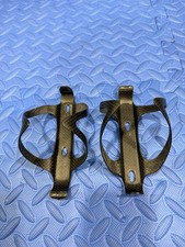 Supacaz Fly Carbon Bottle Cage (2)