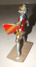  Vintage Foot Knight Lead Figure w/Movable Helmet Guard, Shield And Hatchet