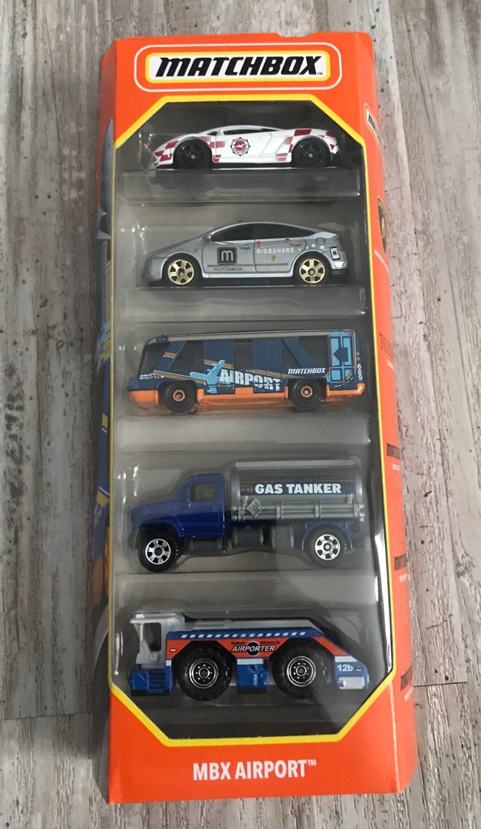 MATCHBOX ミニカー　ローバーポリスカー他 NIB MATCHBOX MATTEL MBX 5-PACK AIRPORT POLICE & SUPPORT