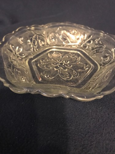 Vintage Duncan Miller Clear Sandwick Bowl 6 1/2” - Picture 3 of 4
