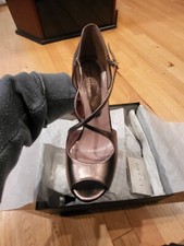 Gucci Metallic Platform Pump Size 38 1/2