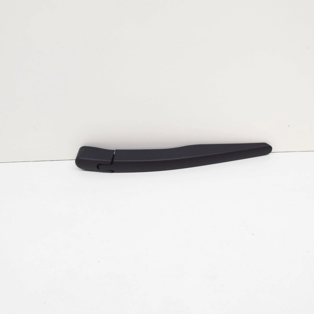 NEW FORD MONDEO ESTATE MK5 REAR WINDOW WIPER ARM 2120924 DS73 