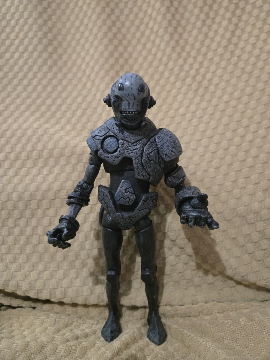 Mezco Hellboy Comic ALIEN Action Figure Mike Mignola 2006 | eBay