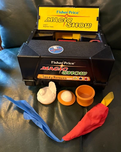 Fisher Price 1982 Magic Show Luggage Case Scarf 3-Piece Egg Prop Not Complete
