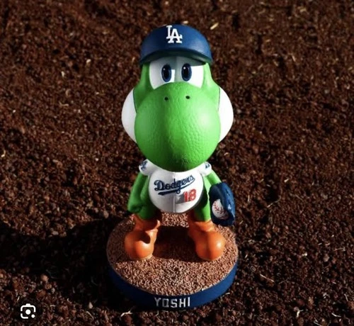 PRESALE🐸🔵 Yoshi Super Mario LA Dodgers Yamamoto Bobblehead SGA 3/31/26 🔵🐸