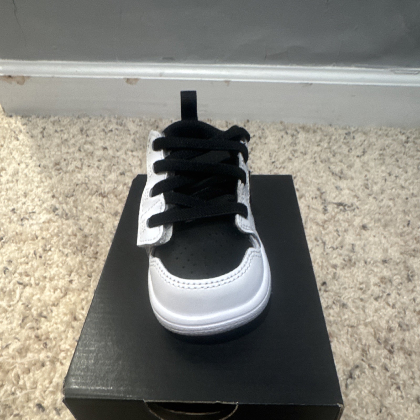 Jordan 1 Low ALT (TD) Baby Shoes White/Metallic Gold/Black DR9747-172 Size 5c thumbnail 7