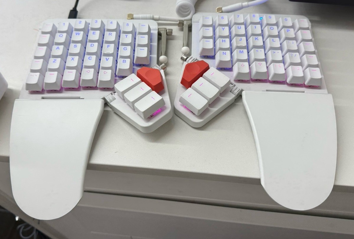 ZSA Moonlander Mark I Ergonomic Keyboard White Cherry MX