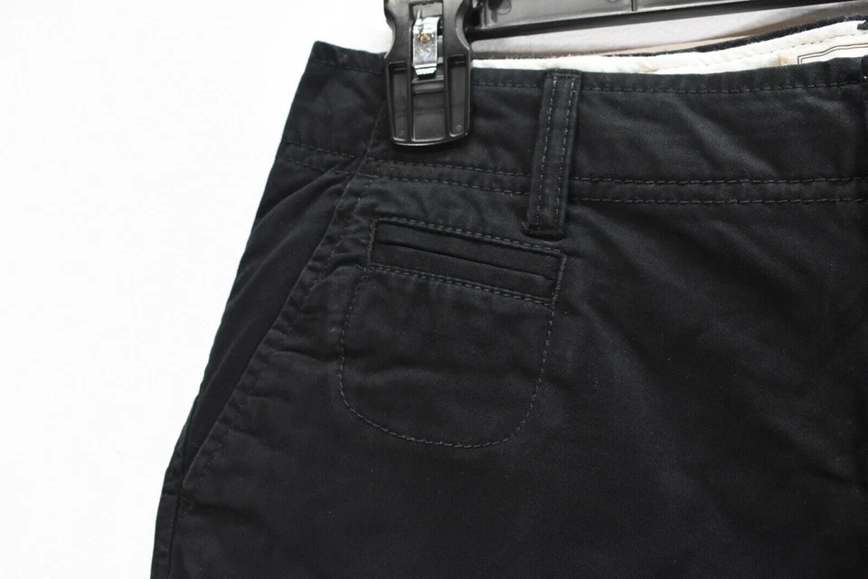 Old Navy Womens Black Flat Front Slash Pocket Stretch Perfect 7" Shorts 2 Petite - Image 3 of 4
