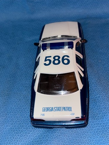 Code 3 Georgia State Patrol State Trooper 586 Scale 1:24 Diecast Car - Picture 7 of 9