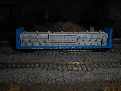N Scale Load for  52 ft Bulkhead Flat Car 2 for 1  Interfor