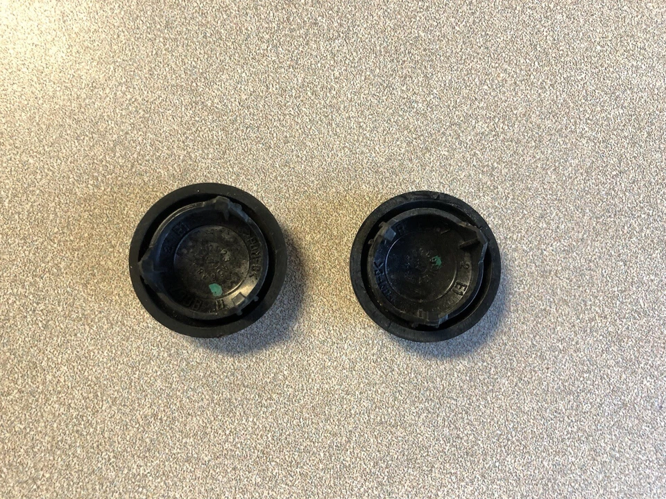 Nissan Cube 2011, cubiertas del brazo del limpiaparabrisas delantero, OEM, par Foto 2 de 2