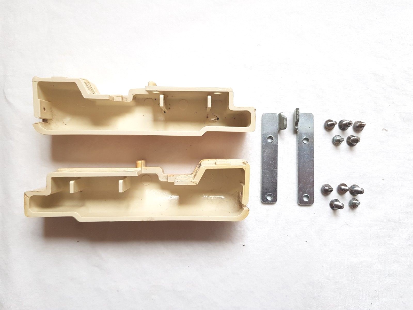 TOYOTA KNITTING MACHINES RIBBER KR506 KR501 NEEDLE BED SIDE END PANELS