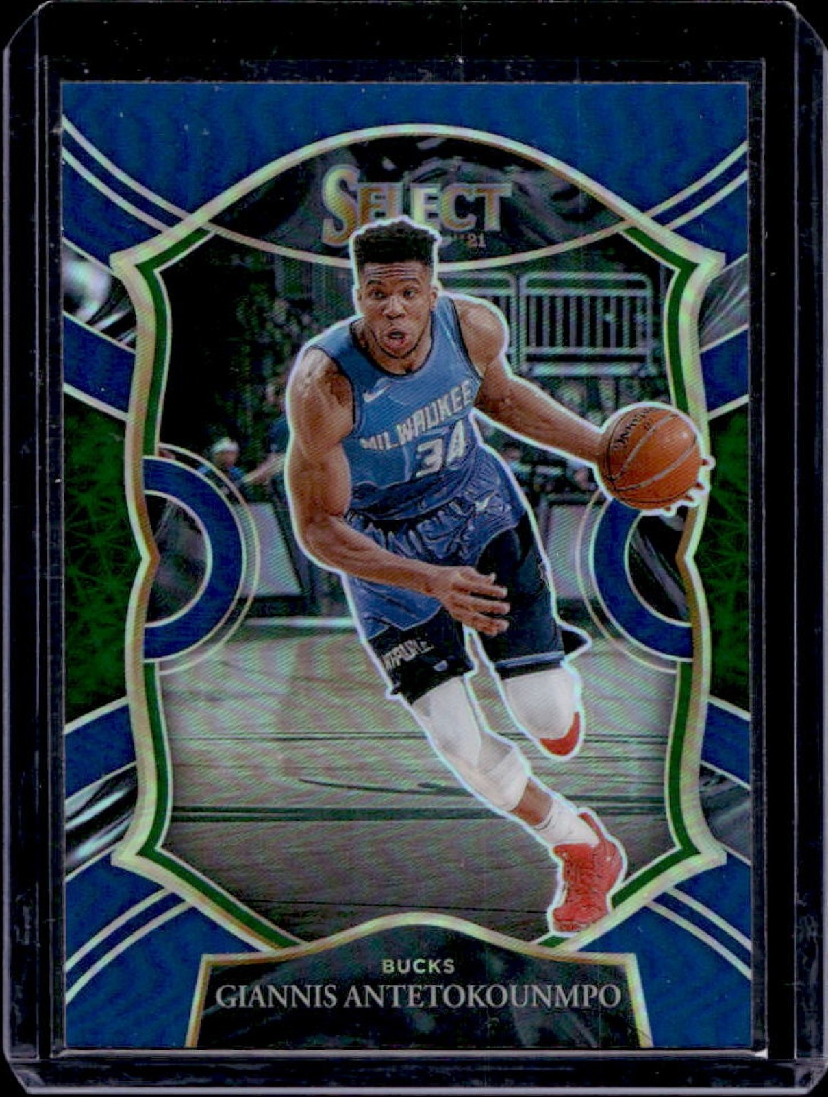 2020-21 Select Giannis Antetokounmpo Blue Prizms Concourse #54 Bucks