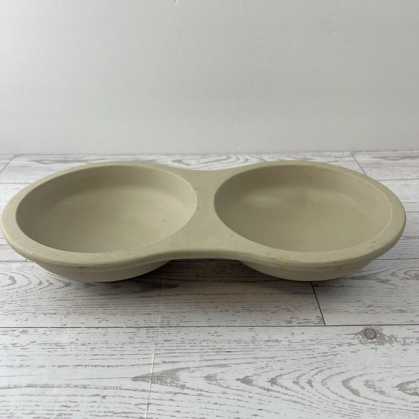 Pampered Chef Double Microwave Egg Cooker Stoneware #2174 Preowned