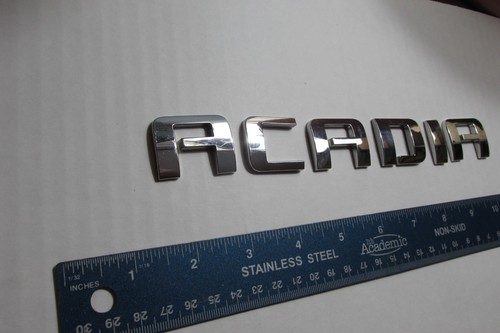 Factory 2007-2012 GM Acadia emblem - Picture 2 of 4